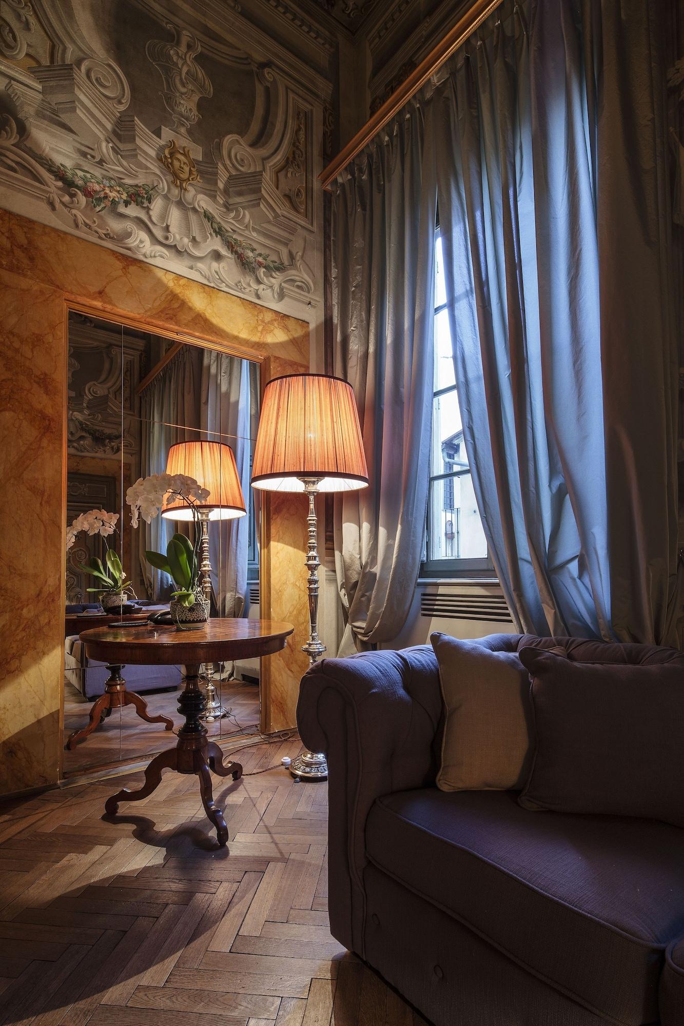 Al Palazzo Del Marchese Di Camugliano Residenza D'epoca Hotel Florencia